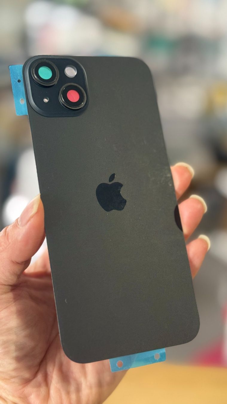 Apple Handys / Smartphones: Vitre Cache Arrière iPhone 15 plus noir avec aimants – Neu und originalverpackt aus Morges von DA-repa