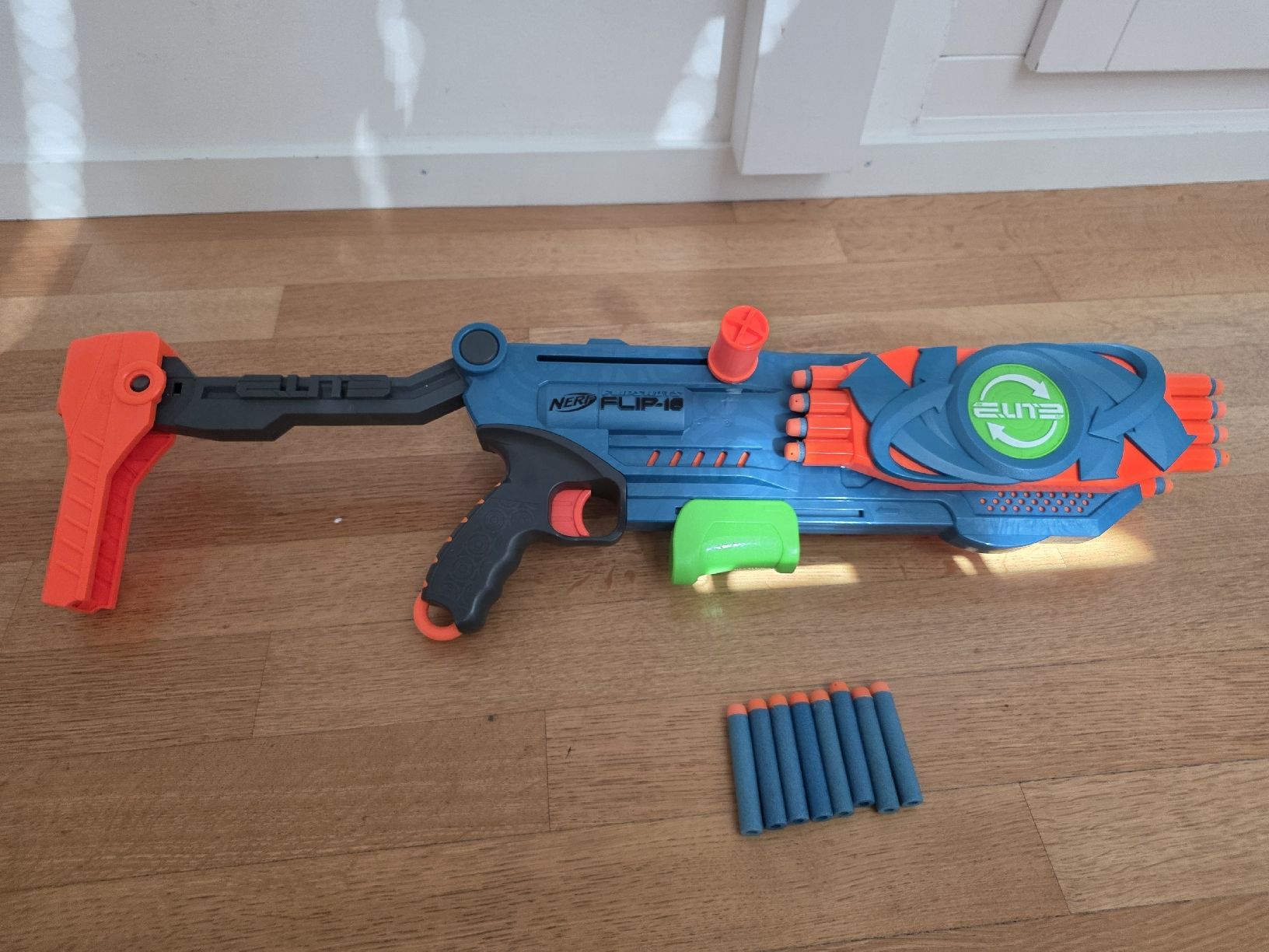 Spielzeuge: Nerf Flip-16 Elite 2.0 Dart Blaster  – Gebraucht aus Zürich von ebednarek 1