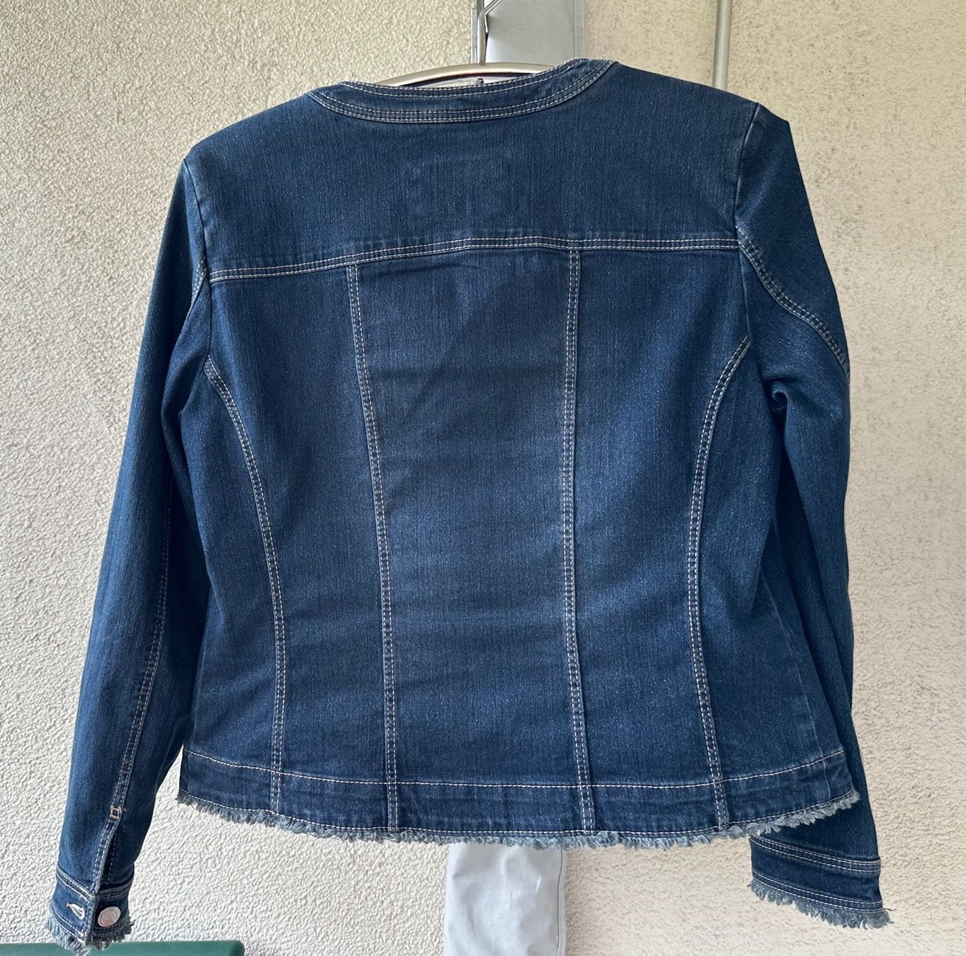 Jeans: Jeans Jacke mit Glitzersteinchen – Gebraucht aus Samedan von Gischpel25 2