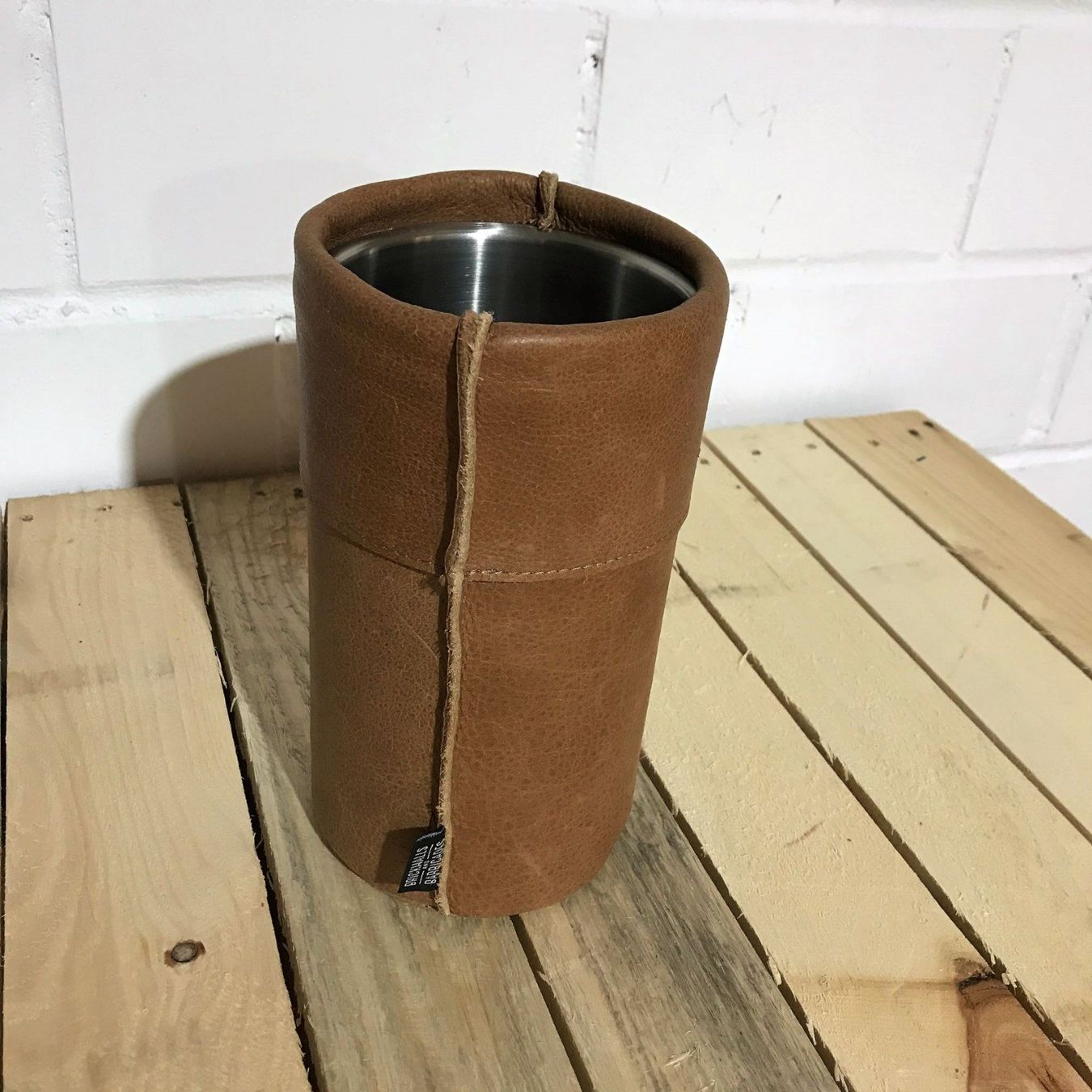 Altro: Weinkühler "The Savage Cooler" - Leder brown – Nuovo e nell'imballaggio originale da Erlen venduto da casaterra 2