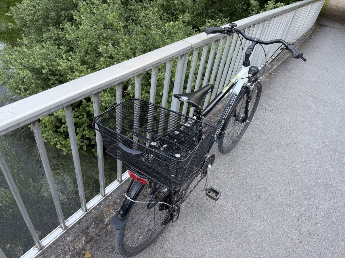 Biciclette: Herren Velo 28 Zoll mit Korb – Usato da Giswil venduto da urr_7c5j 2