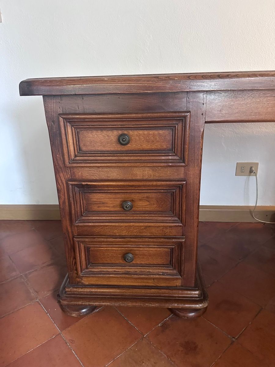 Scrivanie: Solid Wood Desk – Classic Style – Usato da Zürich venduto da fms_k9g9 4