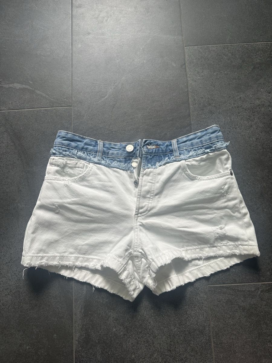 Zara Hosen: Shorts Zara – Neu (gemäss Beschreibung) aus Ebikon von nat_jzh5