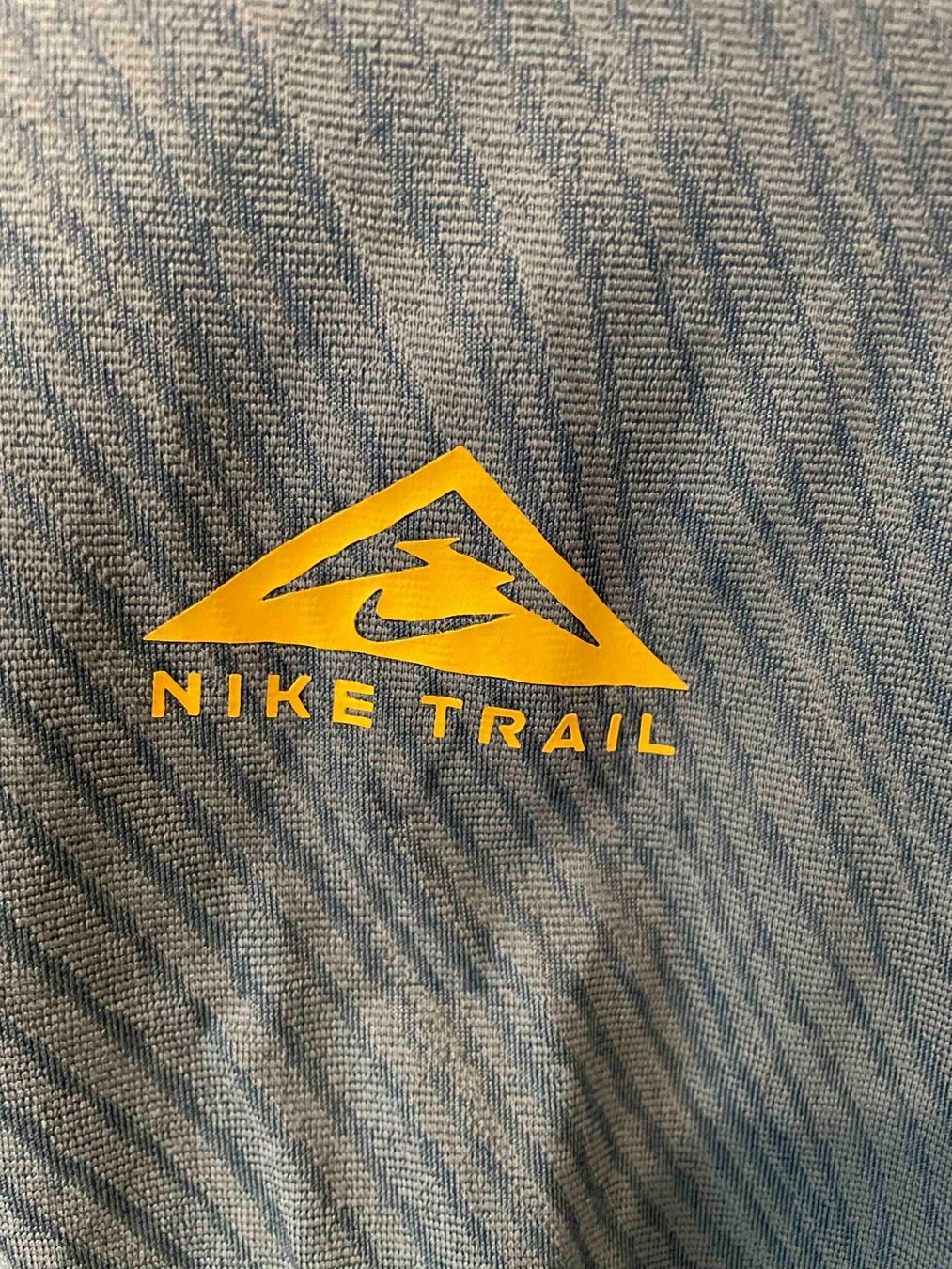 Nike Maglioni & Felpe: Pull Nike Trail, taille L, parfait état! – Usato da Sion venduto da Linkebeek 3