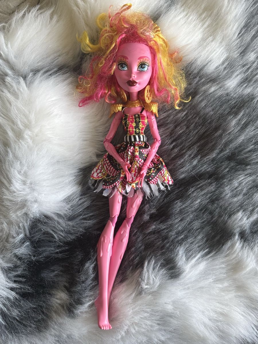 Puppen: GOOLIOPE MONSTER HIGH – Gebraucht aus La Tour-de-Peilz von Doriane.sch