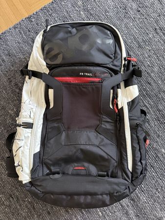 Evoc FR Trail Unlimited 20L Protektor Rucksack, Top!