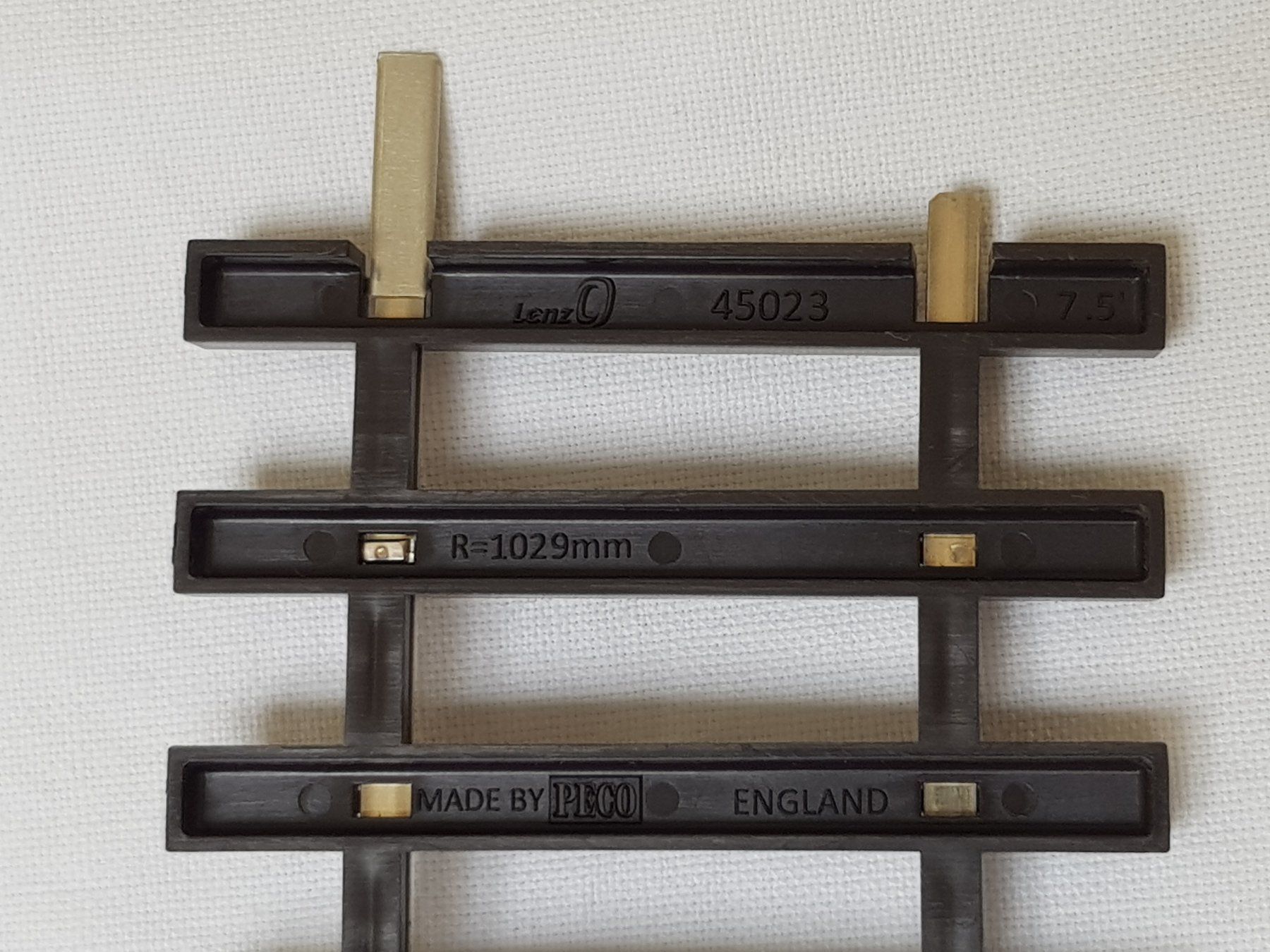 Lenz Modellini di ferrovie: 4 Lenz Geleise 45023 – Nuovo (secondo la descrizione) da Luzern venduto da inca55 2