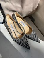 LIKE NEW Jimmy Choo Pumps Heels, size 39.5