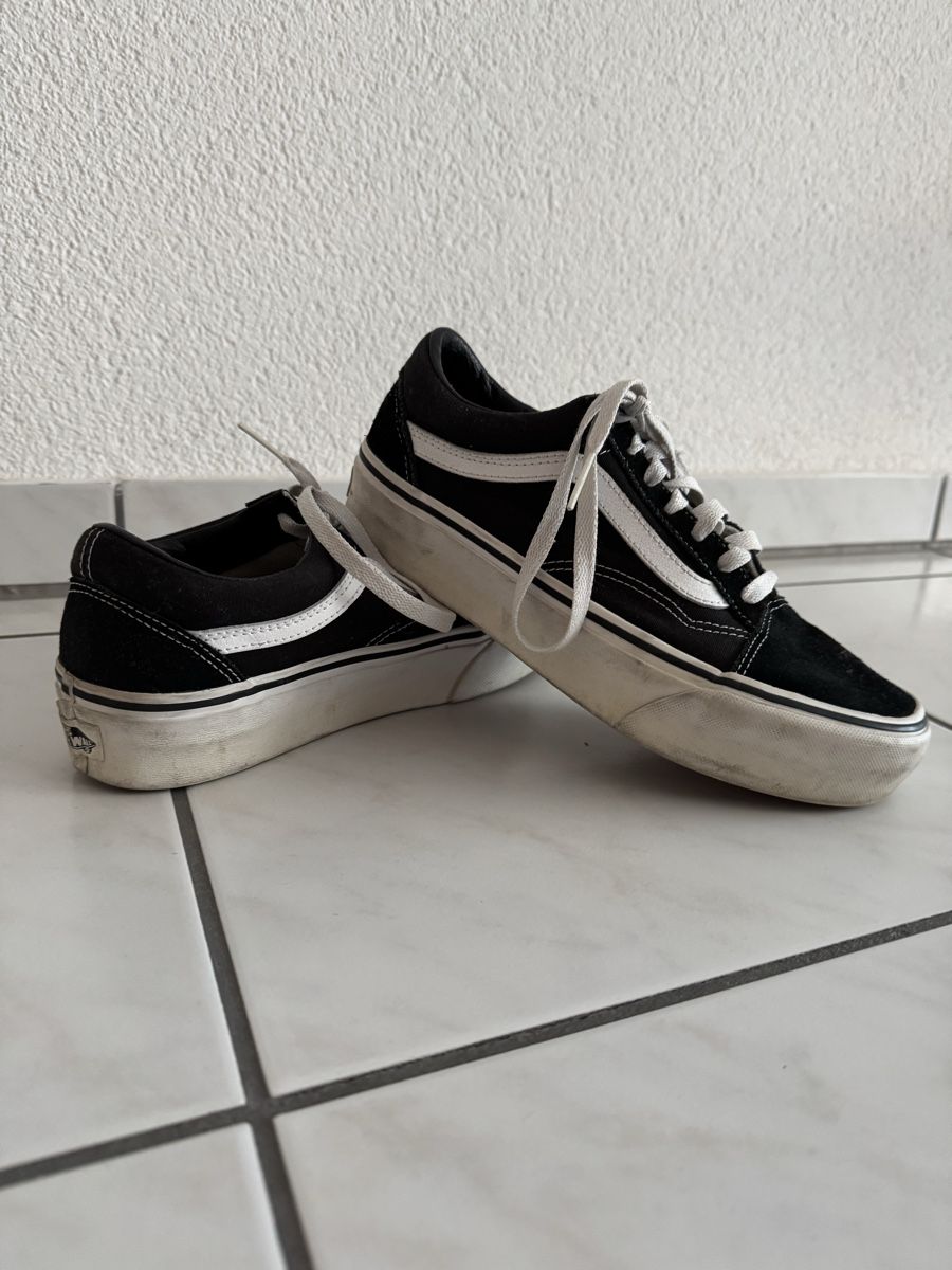 Vans Damenschuhe: Vans Old Skool Platform – Gebraucht aus Buchs ZH von cin_vzl7