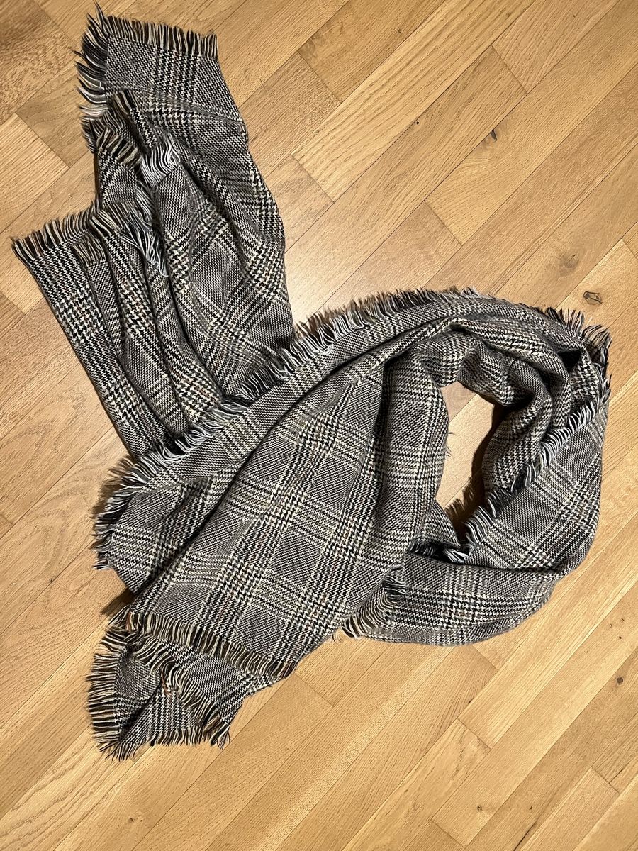 Zara Foulard & Sciarpe: Schal ZARA MAN – Difettoso da Altendorf venduto da wqv_97 6