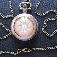 Umhängeuhr Kompass-Motiv Steampunk