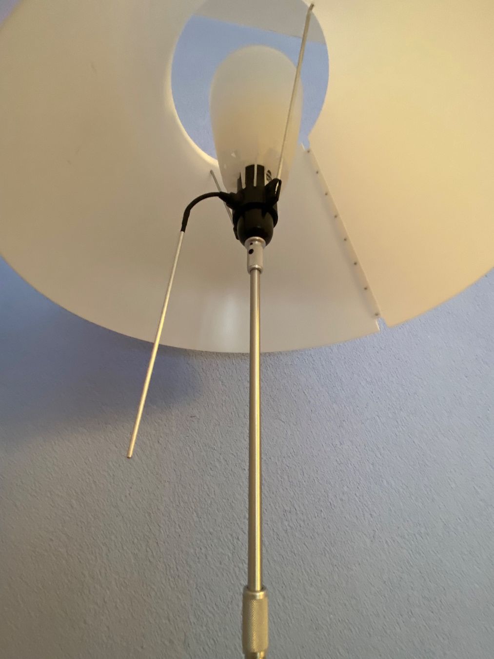 Luceplan Lampade: Stehleuchte Modell Luceplan Costanza gebraucht – Usato da Winterthur venduto da tho_67g2 2