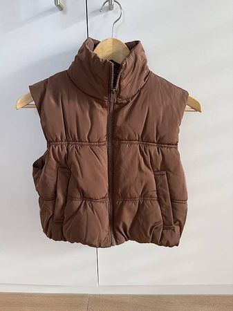 braune Puffer Weste