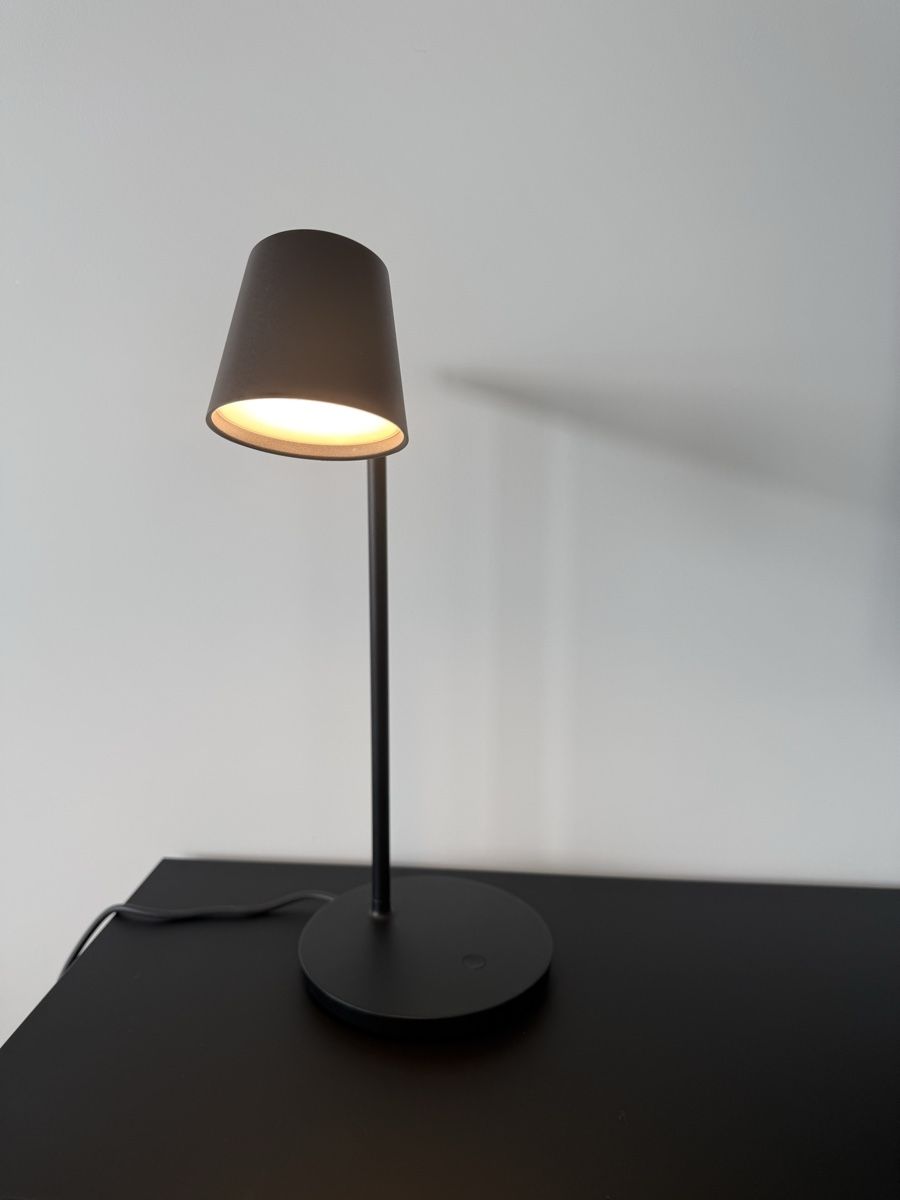 Muuto Lampade: Lampe Tip table Muuto – Usato da Pully venduto da Adcin 5