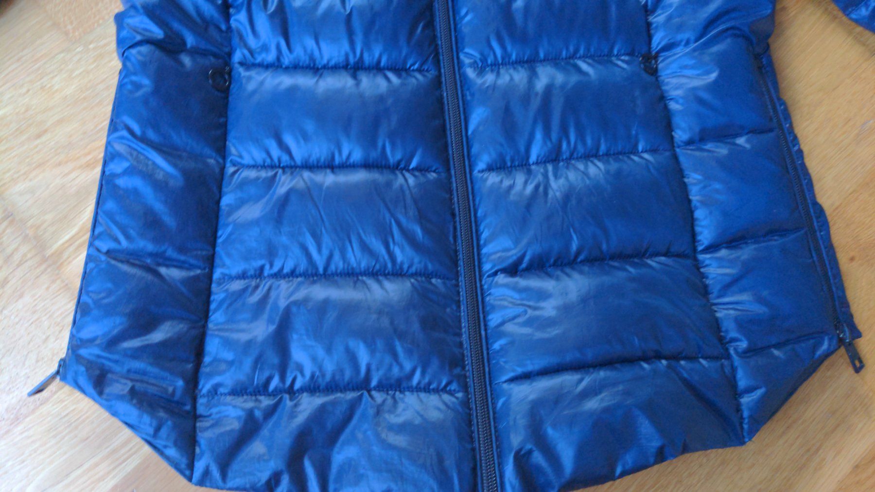 Esprit Giacche: Esprit Winterjacke, Steppjacke, Dunkelblau, Gr. S – Usato da Sutz venduto da Rawypp 2