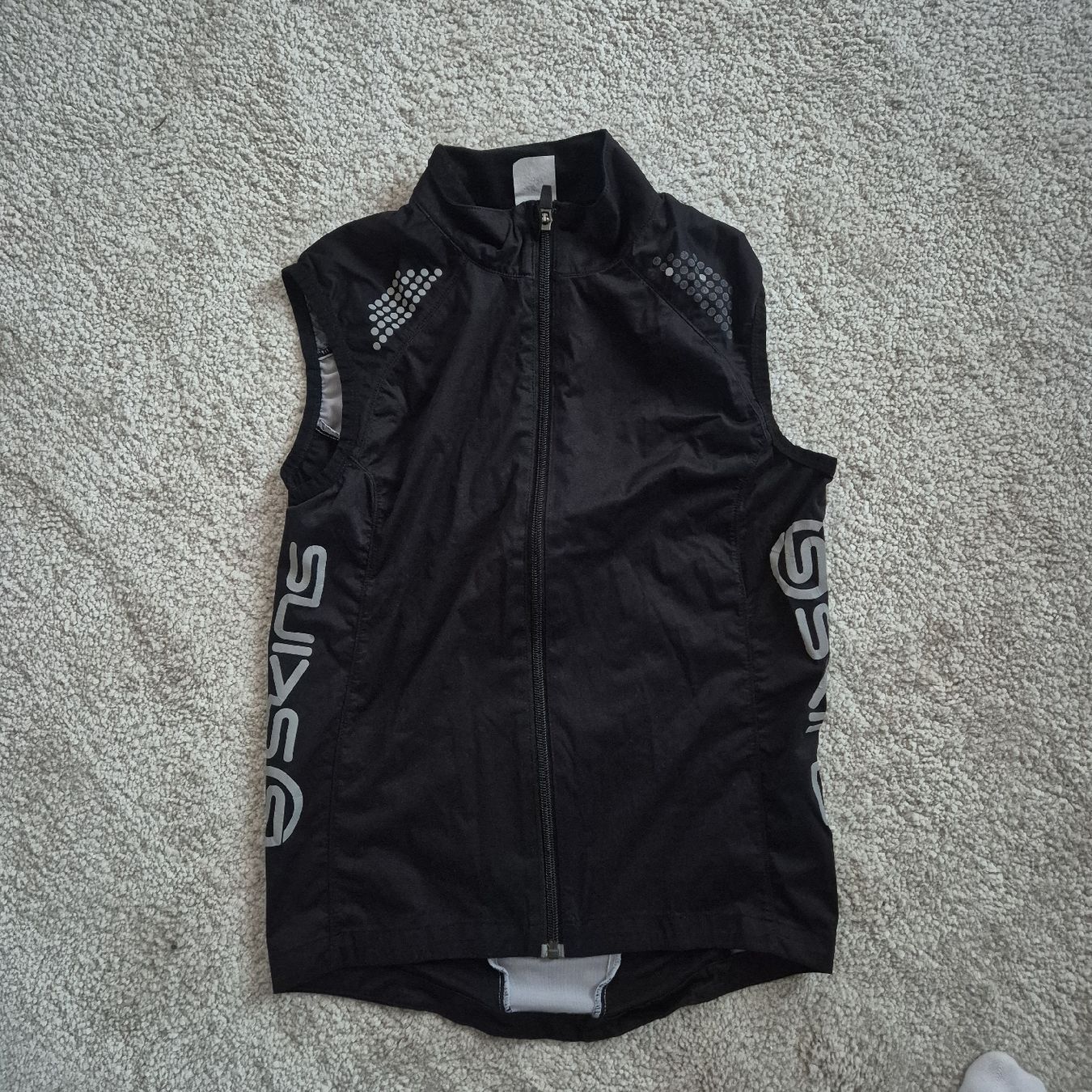 Skins Canottiere & Pantaloni: Fahrradweste von Skins – Usato da Steinhausen venduto da des_zv87