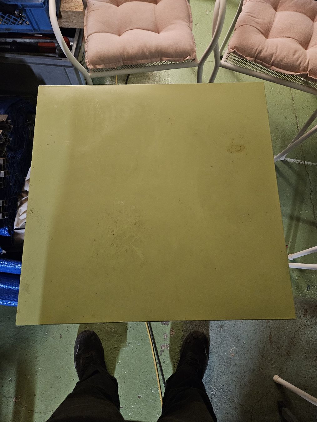 Set di tavolo e panche: Gartenset Tisch mit 4 Stühlen – Usato da Rorschach venduto da TimelessTrading 1