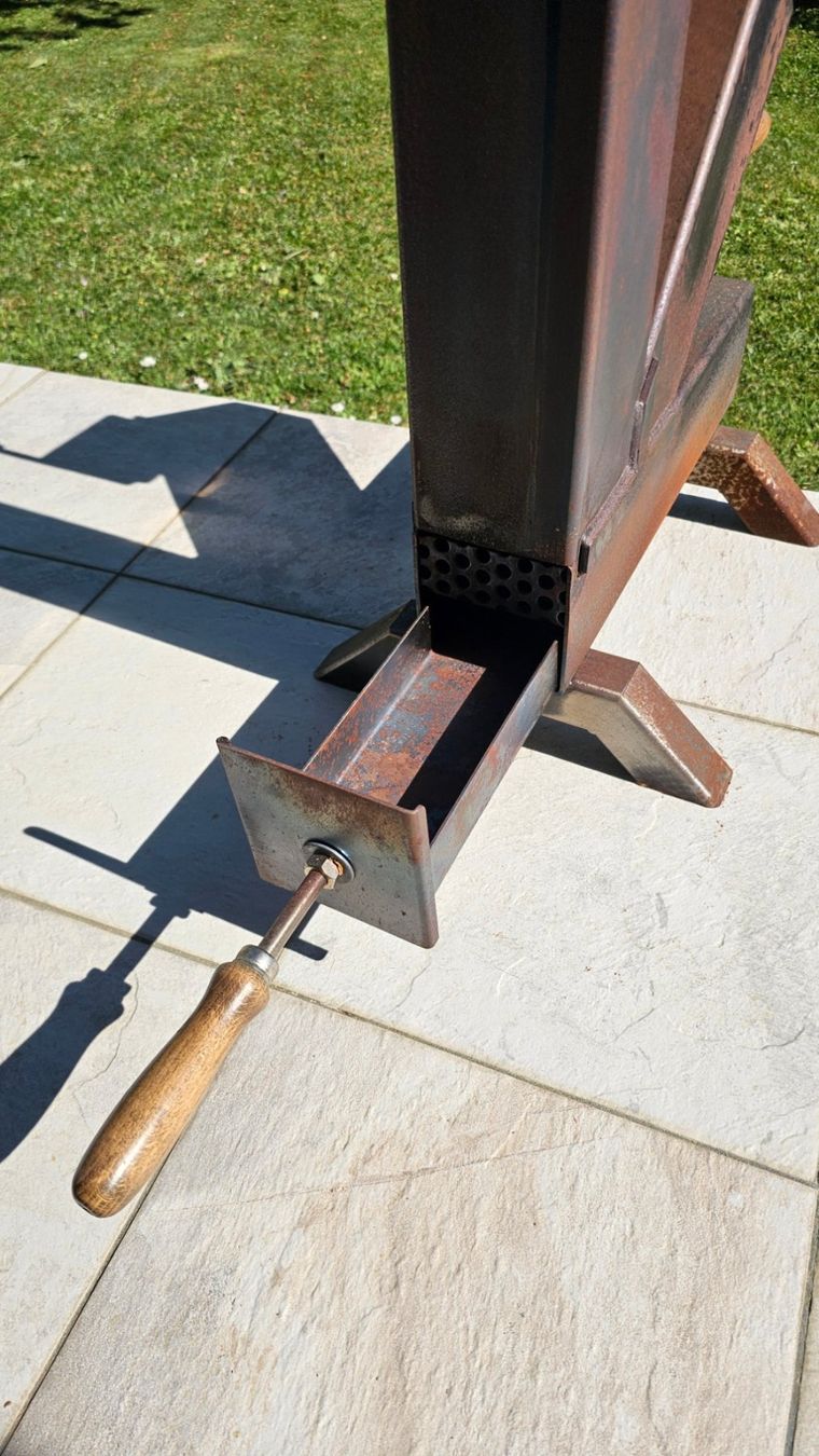 Grills: Raketenofen, Dutch Oven, Grill,BBQ – Gebraucht aus Egerkingen von Adidi0 5