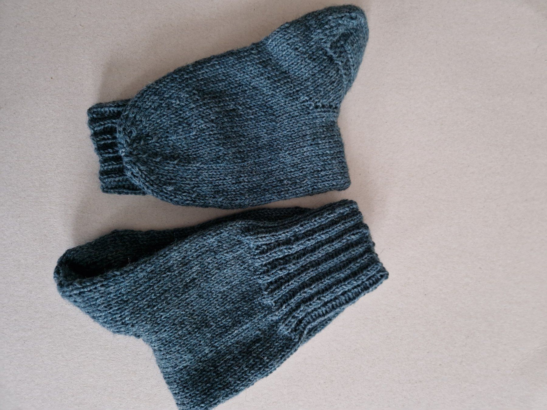 Chaussettes: handgestrickte Socken Gr. 37 – Neuf (Voir description) à Ursenbach par gruenblau 2