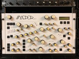 Modor NF-1 (mint) inkl. 19" Rackadapter & OVP