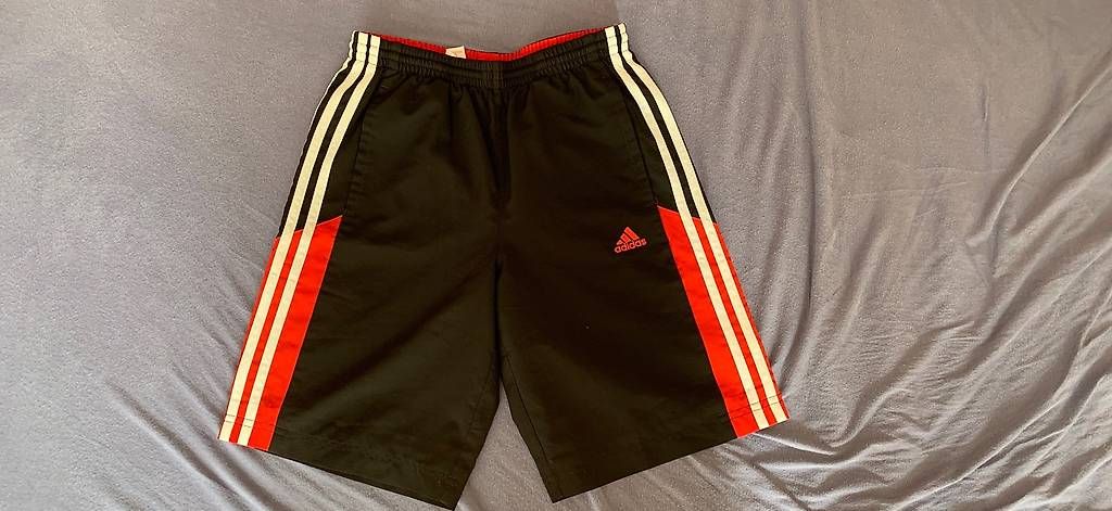 Pantaloni: Turnhose Adidas Grösse 152 – Usato da Rothenburg venduto da Flaeckly