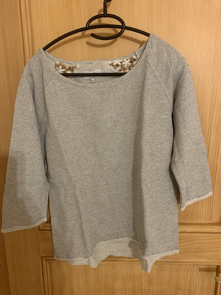 Only Top: Pull léger femme gris clair, taille M – Usato da Grandvillard venduto da lau_7bl9