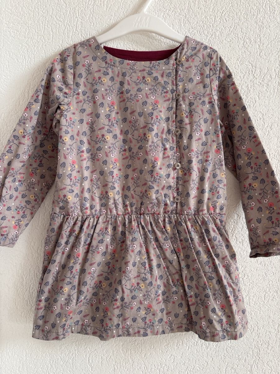 Robes et jupes: Robe à fleurs Cadet Rousseille 4 ans – Neuf (Voir description) à Lonay par hau_2pyt