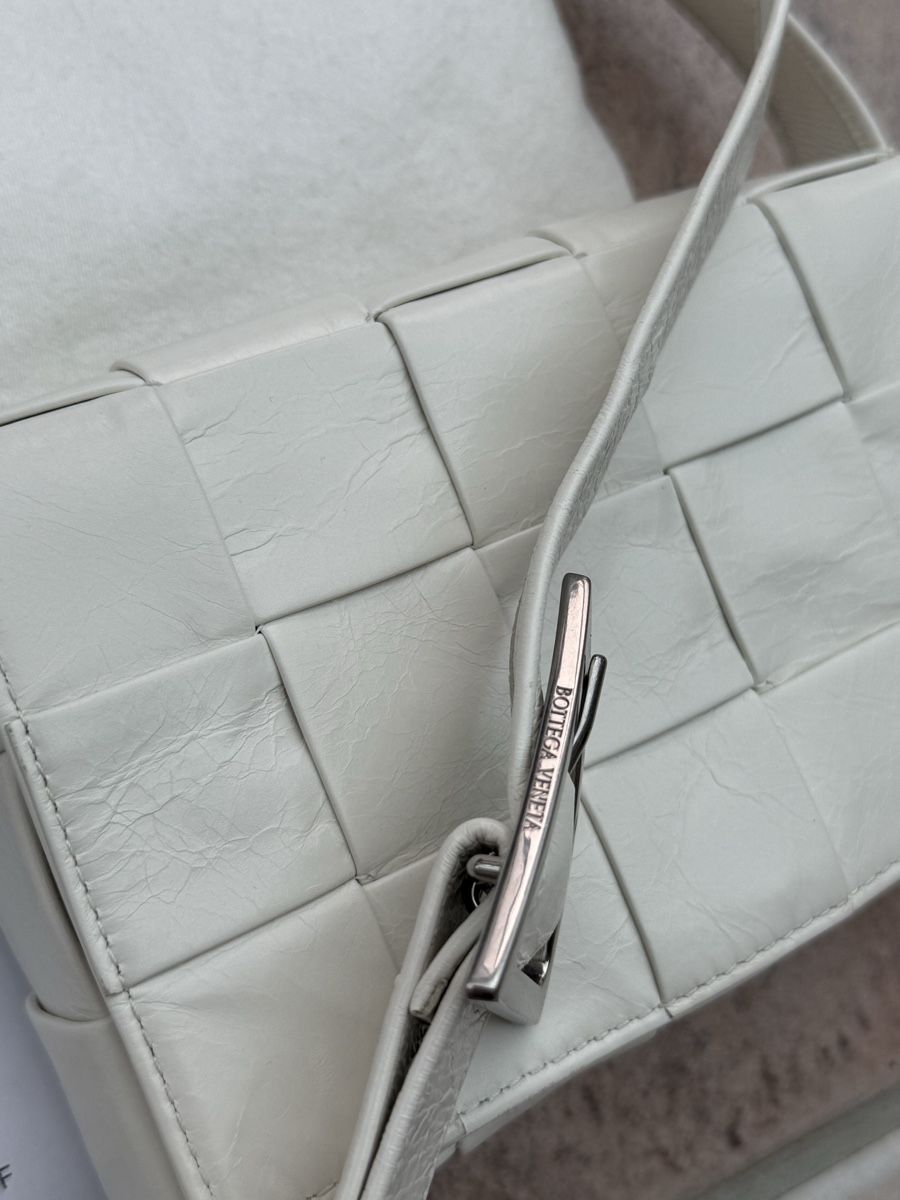 Bottega Veneta Borse: Bottega Veneta Cassette NP. 2400.- – Usato da Ellighausen venduto da privateseller 2
