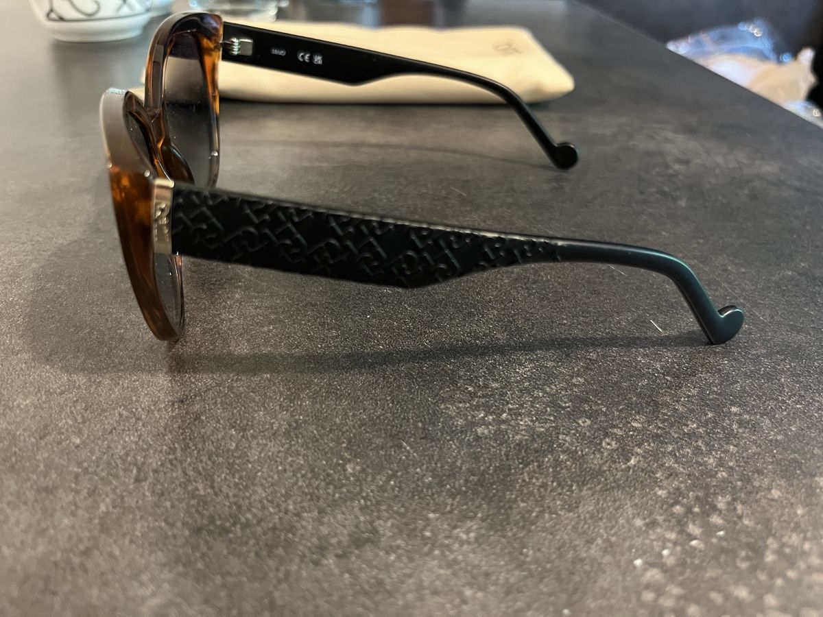 Liu Jo Brillen & Gläser: Lunettes de Soleil liu jo – Neu und originalverpackt aus Chêne-Bourg von adzg 2