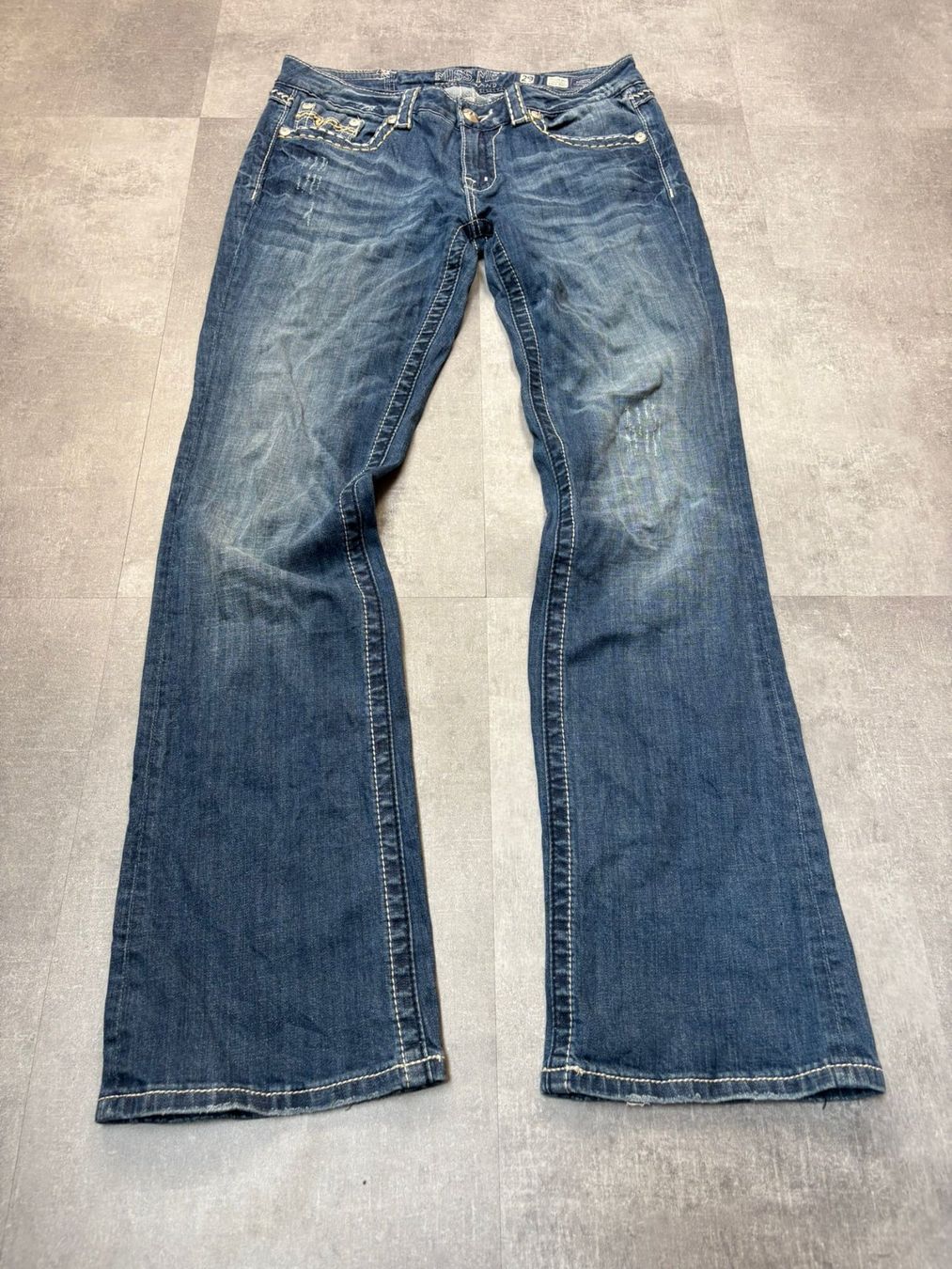 Jeans: Miss Me Bootcut Jeans - Grösse M/29 – Nuovo (secondo la descrizione) da Werdenberg venduto da hase.vintage 2