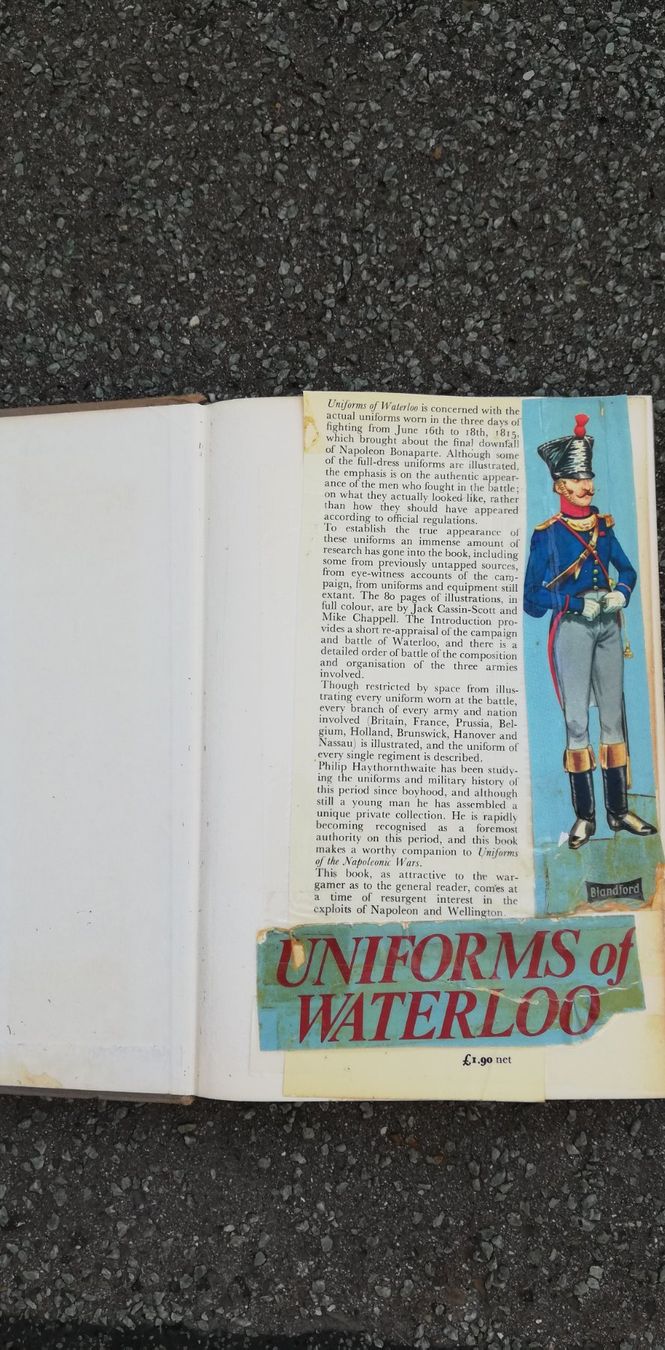 Libri: Uniforms Of Waterloo – Usato da Thun venduto da Matthias72 3
