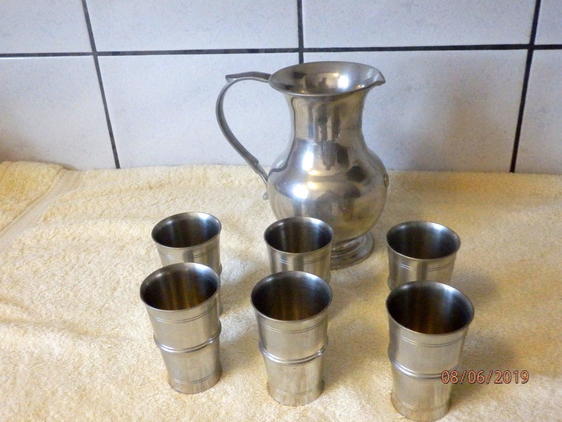 Caraffe: Zinnkrug mit 6 Becher, H.J. Geneve – Usato da Ueberstorf venduto da dinbau 1