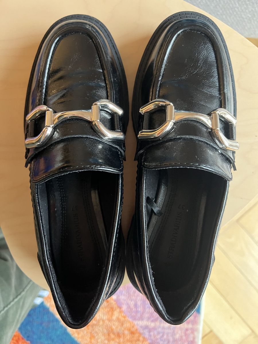 Stradivarius Chaussures femmes: Stradivarius Loafers – Neuf (Voir description) à Erlenbach ZH par Ma.Pi 3