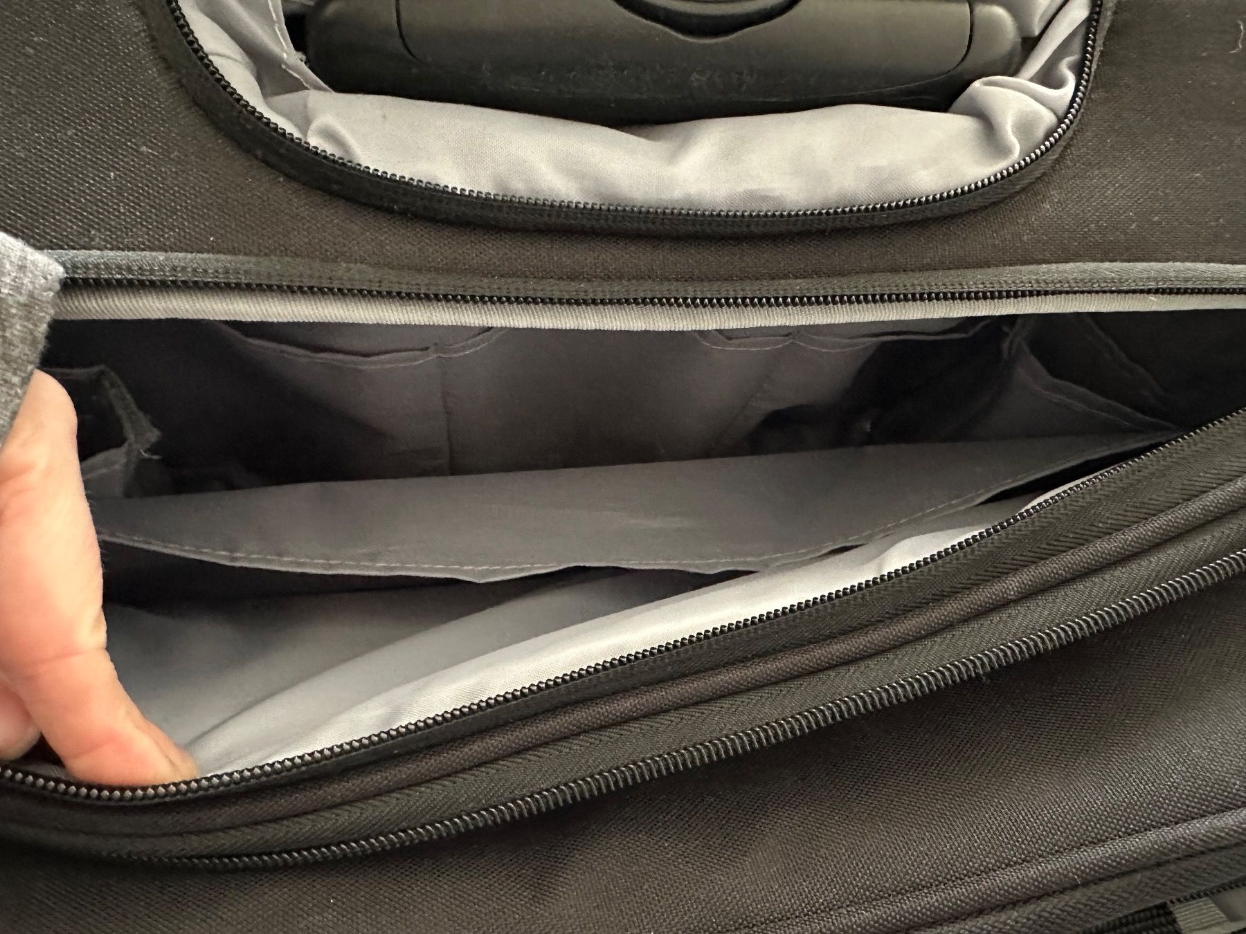 Sonstiges zu Aviatik: HP Laptop Gepäck – Gebraucht aus Zürich von katya_noia 5