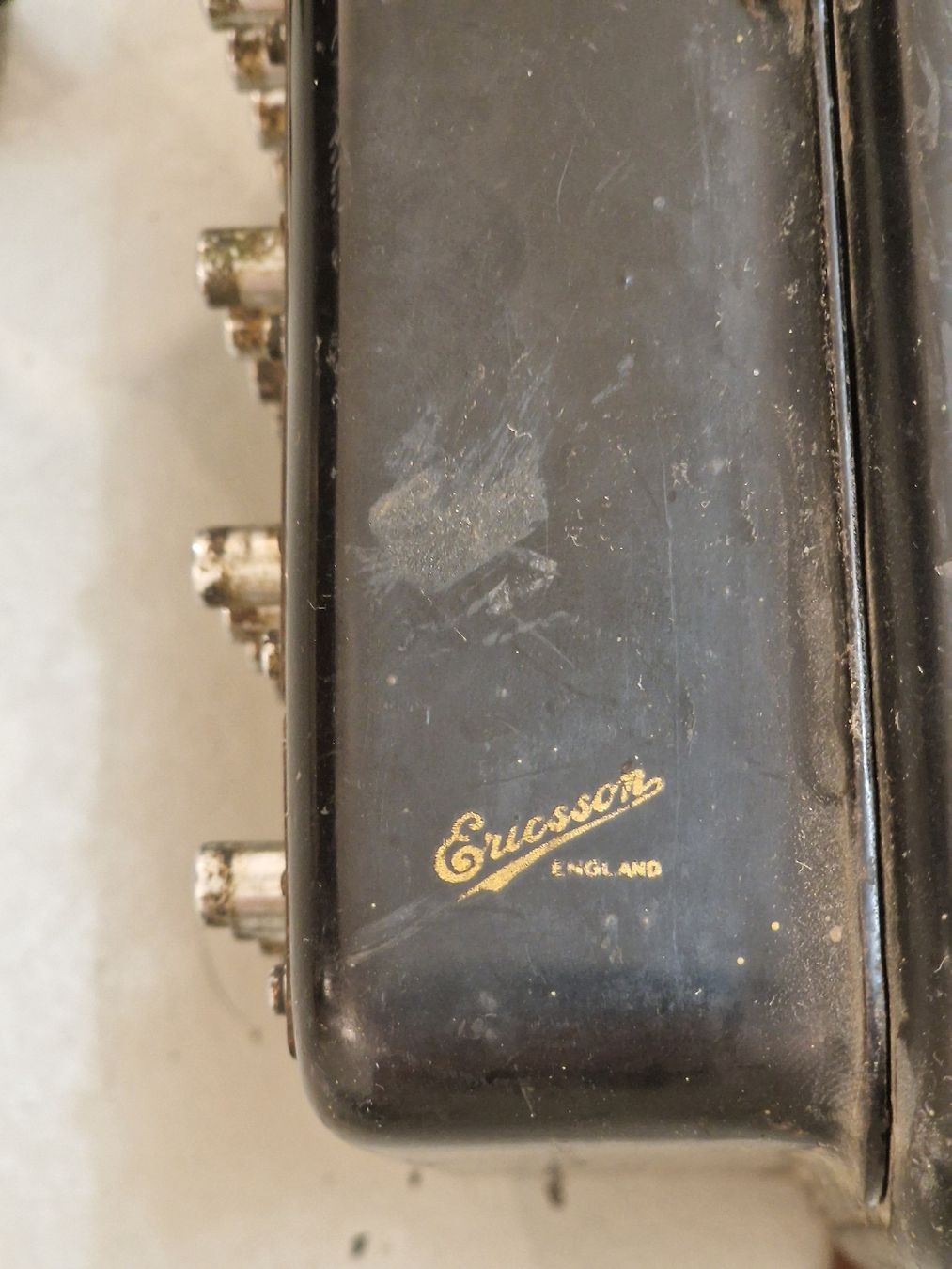 Ericsson Telefone: British Ericsson intercom telephone, metal/bakelite, 1930s? – Defekt aus Liebefeld von markprosser 6