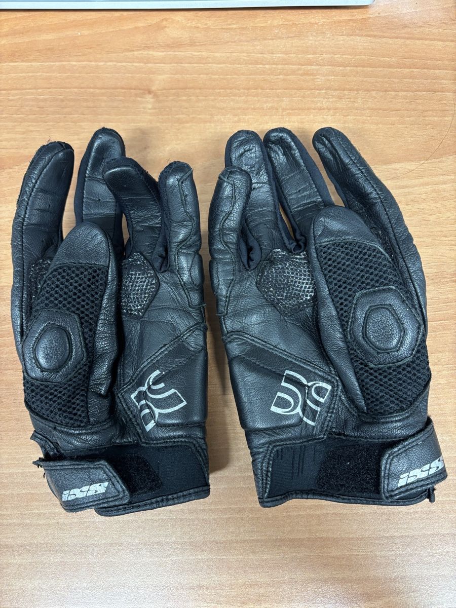 IXS Gants & mitaines : Gants ixs en cuir – D'occasion à Perly par che_mcr6 1