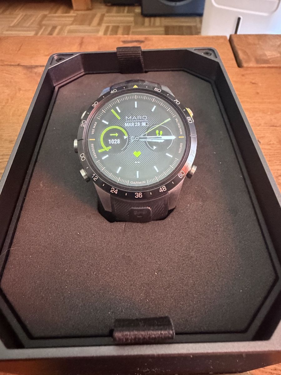 Garmin Smartwatch: Montre Garmin Marq Athlete Gen 2  – Usato da Nidau venduto da MOMO27K 2