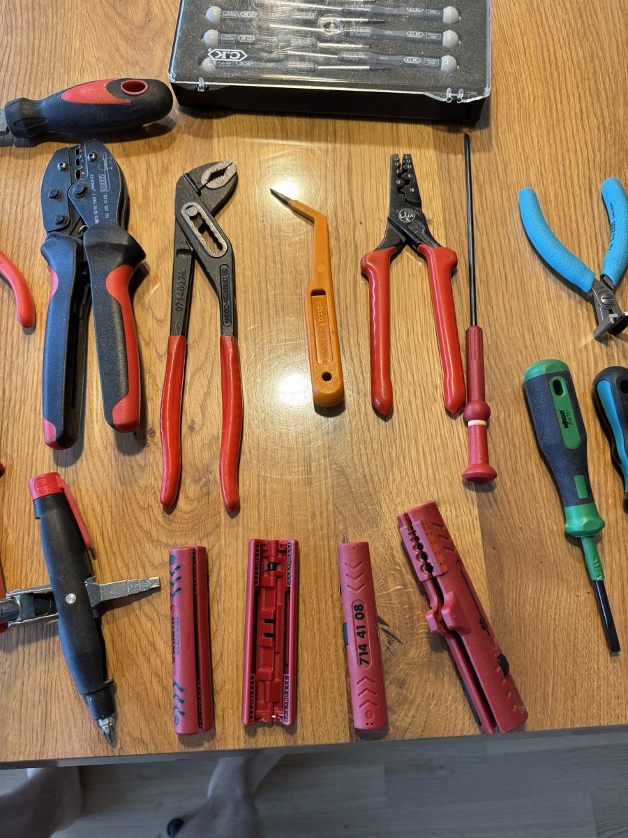 Tutti gli attrezzi: Werkzeug / Tools – Usato da Mumpf venduto da Stanman 2