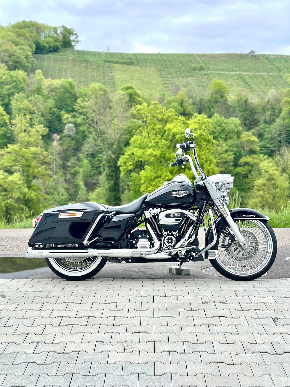 Harley-Davidson Strasse: HARLEY-DAVIDSON FLHR Road King 107 – Gebraucht aus Bülach von morbrothers 3