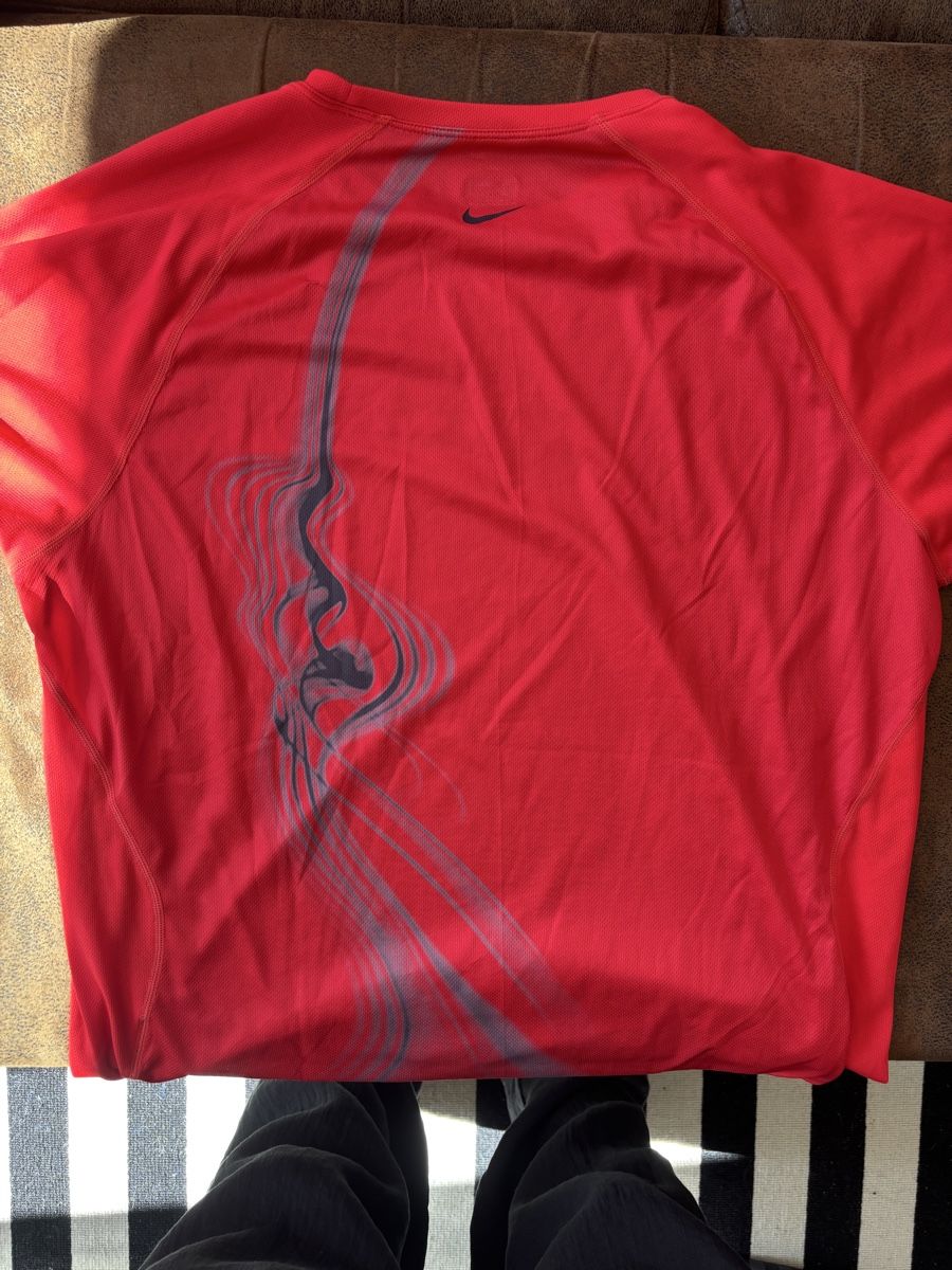 Nike T-shirt: T-shirt Nike Run Rouge, Taille M – Nuovo (secondo la descrizione) da Chamblon venduto da lorisbertschi 1
