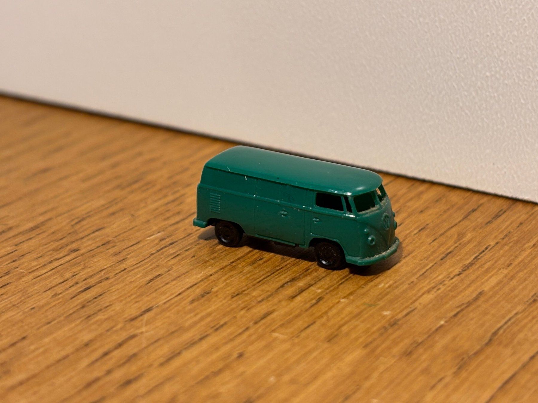 Modellini di ferrovie: *M179: VW Bus (Spur N) – Usato da Birsfelden venduto da Birs_25
