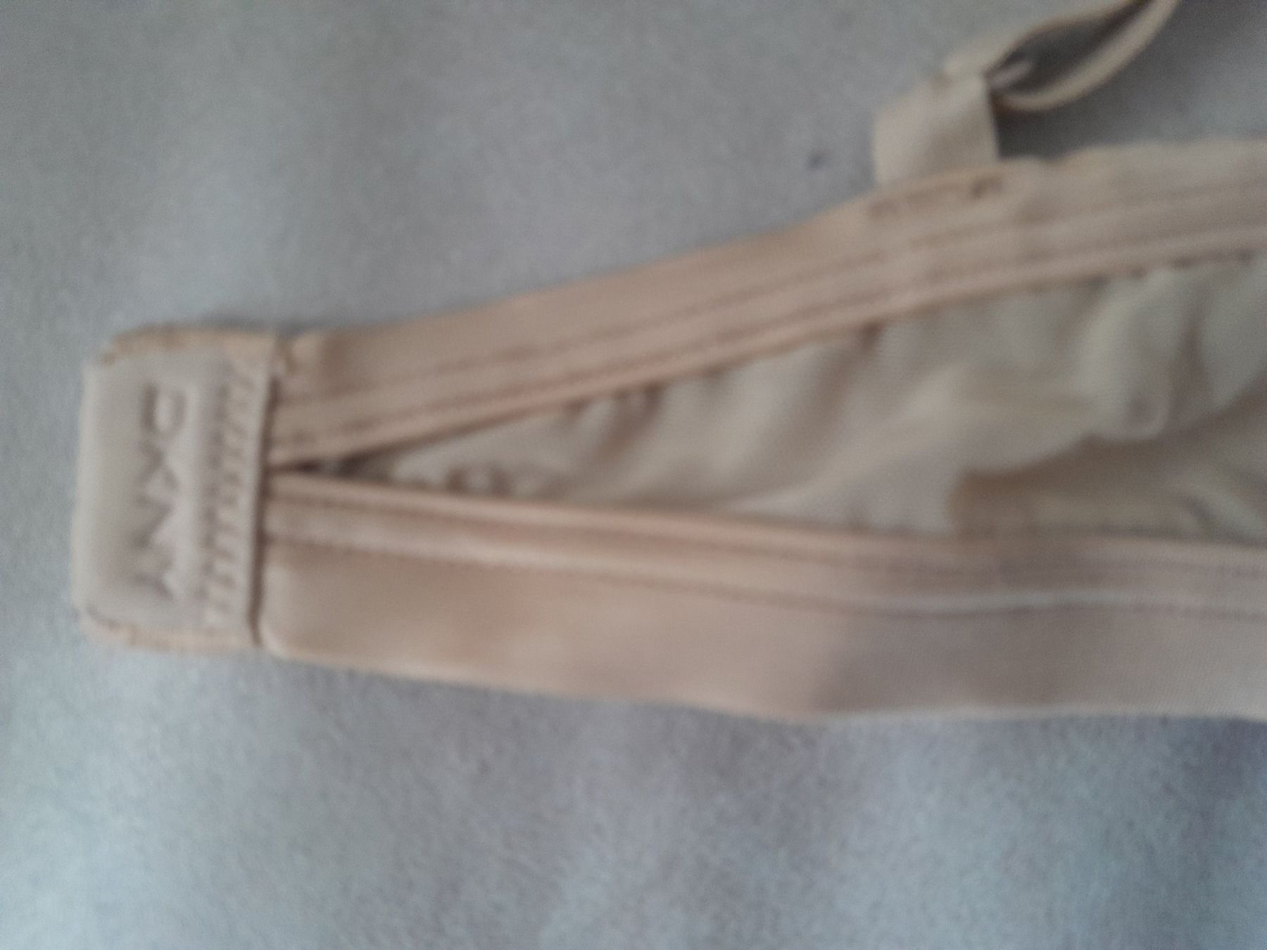 Sonstige Unterwäsche: DKNY BH beige – Gebraucht aus Zürich von Sustainability 3