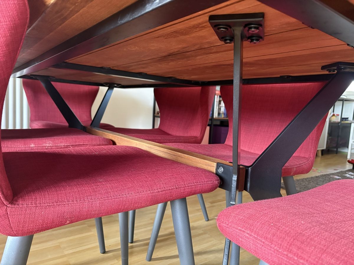 Micasa Tischset: Dining table with chairs  – Gebraucht aus Binningen von G_Sam87 4