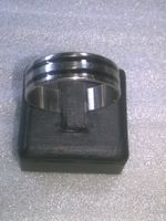 RING EDELSTHAL,,,MIT SCHWARZ GEMACHT