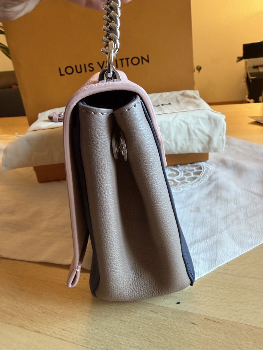 Louis Vuitton Taschen für Damen: Louis Vuitton Lockme II BB Full Set – Neu (gemäss Beschreibung) aus Bern von AndrewHM 3