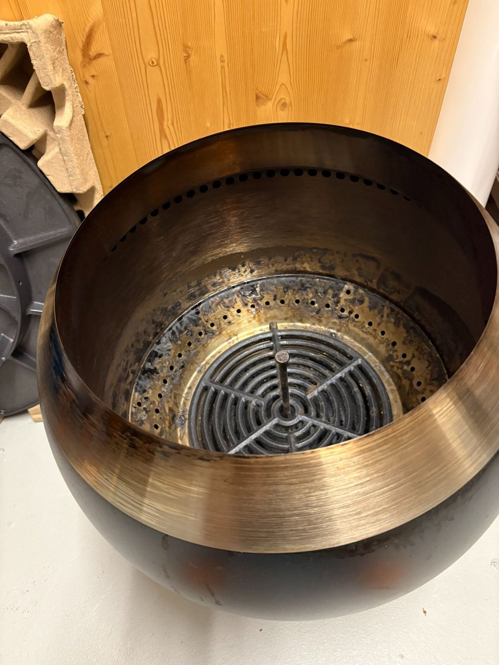 Griglie: Moon Feuerkorb 45 Plancha-Grillset – Usato da Lenk im Simmental venduto da Smartwalpi 2