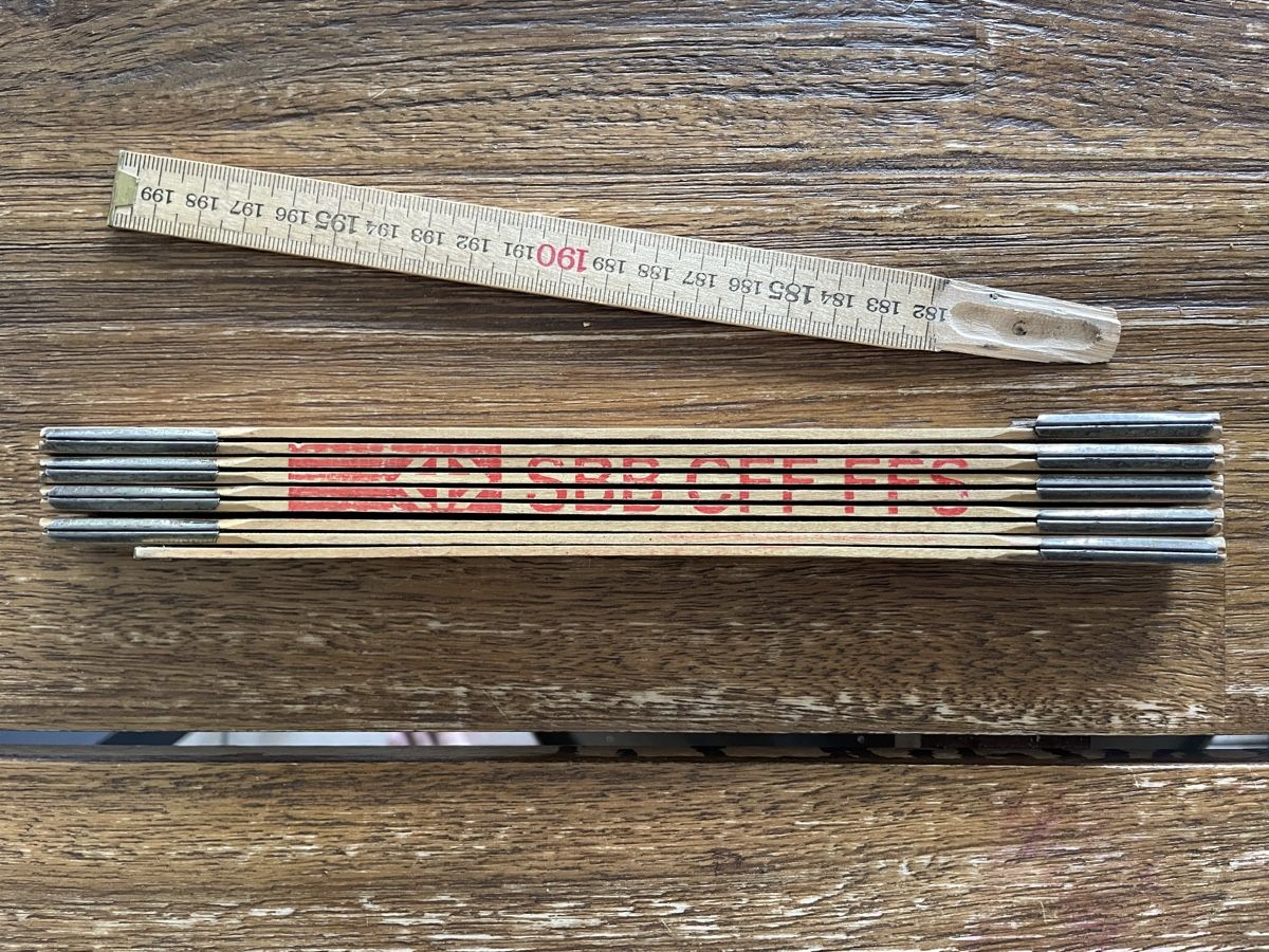 Carte collezionabili: SBB vintage folding wooden Ruler – Difettoso da Pregassona venduto da REEUP 2