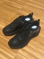 Sportschuhe 