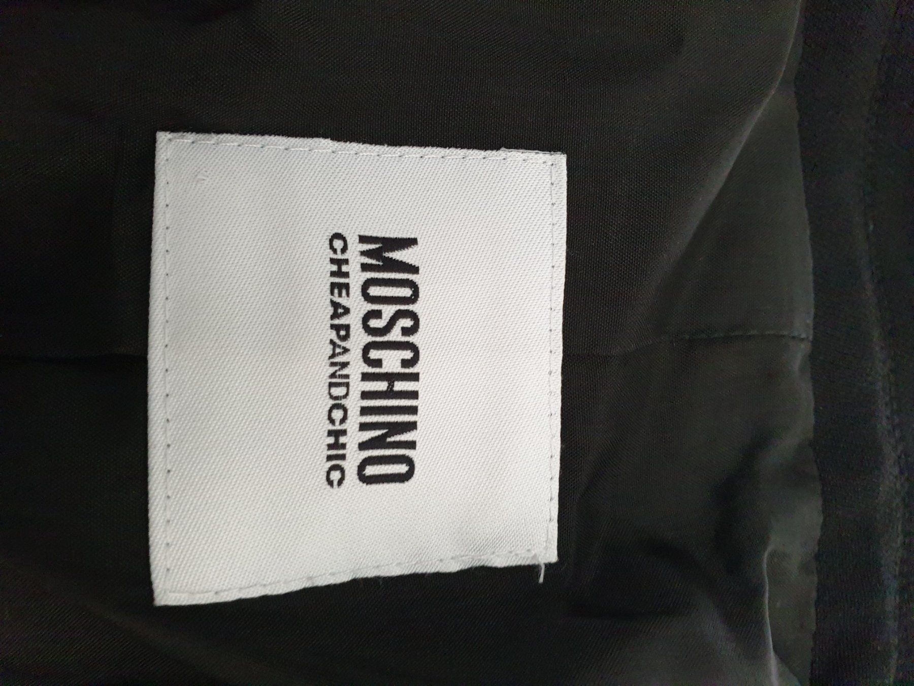 Moschino Giacche: Moschino CheapandChic Jacke Mega Gr. 36 – Usato da Bottmingen venduto da sandy_2 5