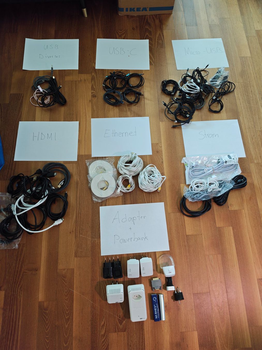 Câbles: Diverse Kabel & Adapter zu verkaufen – D'occasion à Uster par gabisingh